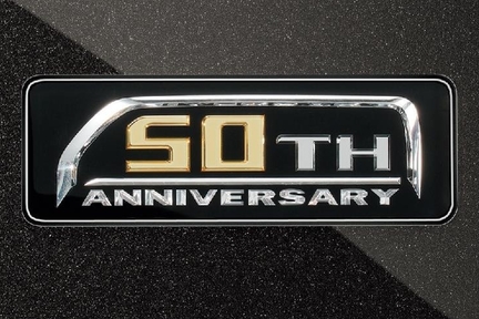 50TH ANNIVERSARYバックドアエンブレム