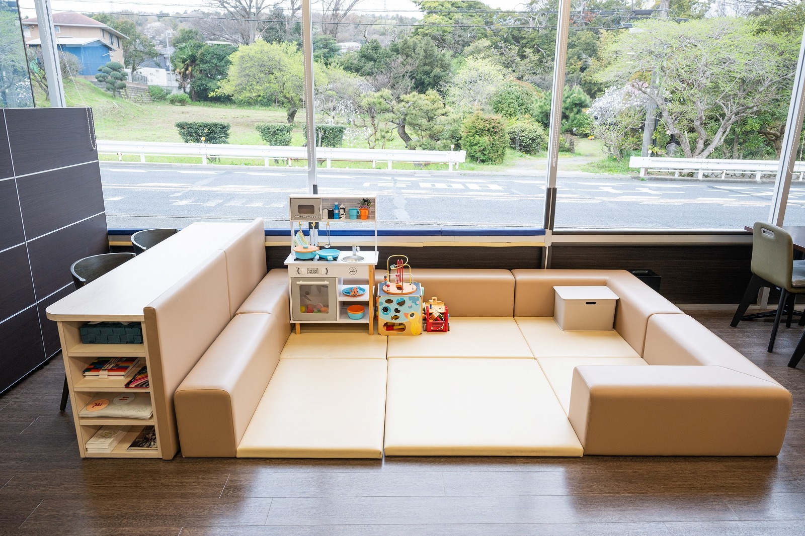 日立森山店13