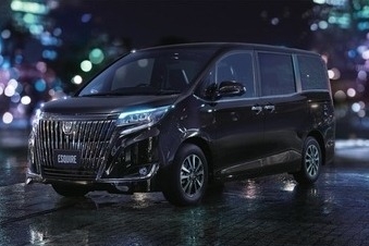 特別仕様車Gi“Premium Package・Black-Tailored”(2WD)