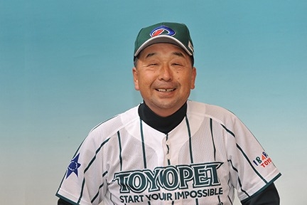 志冨コーチ