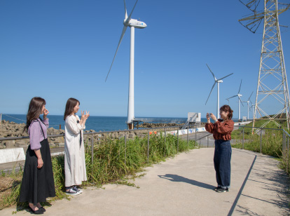 南海浜護岸で記念撮影