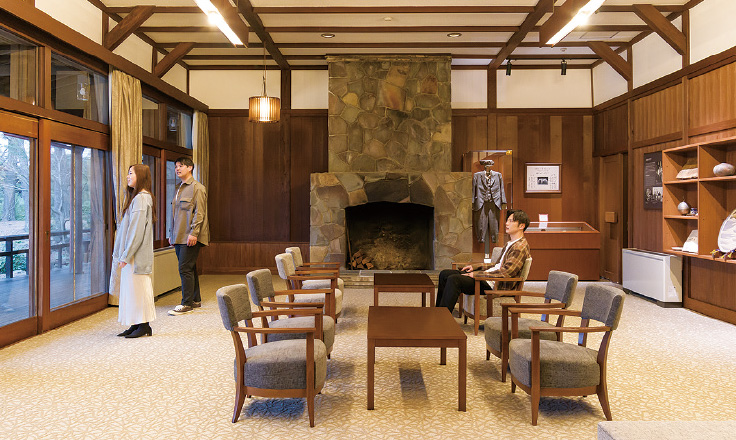 大みかクラブのラウンジ